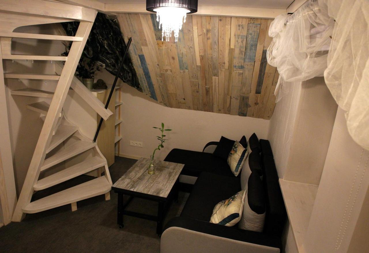 Dp Art Residence - Self Check In Kaunas Oda fotoğraf